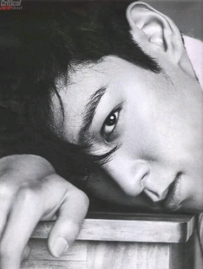 电眼~\(≧▽≦)/~ #top