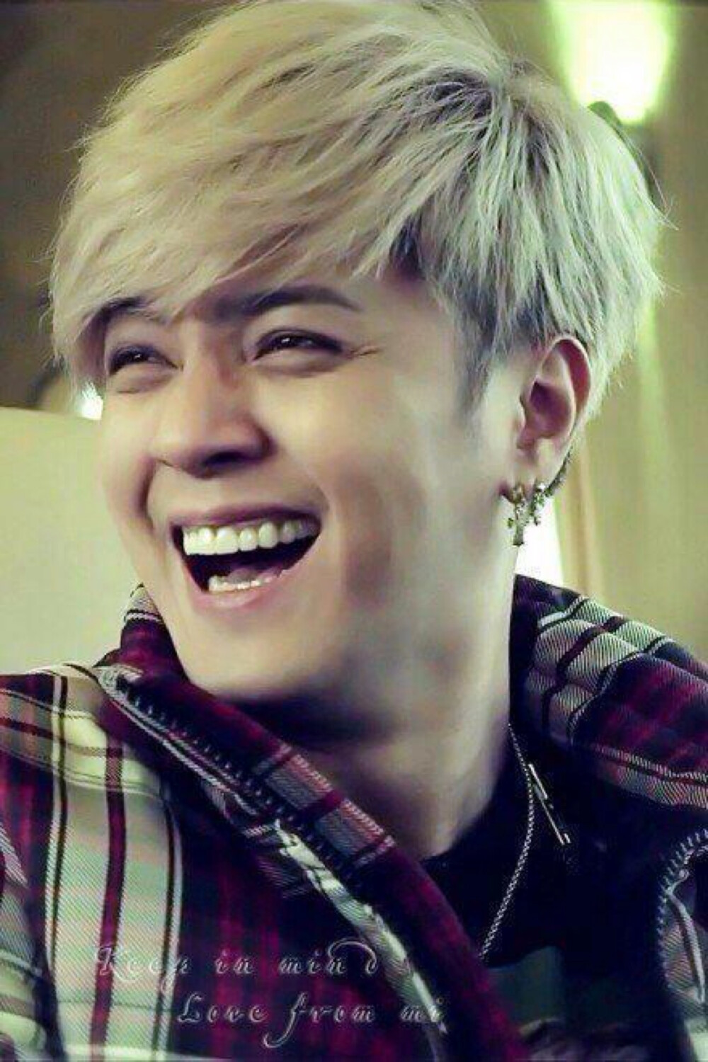 罗志祥看着你的笑容心情也明朗起来了呢