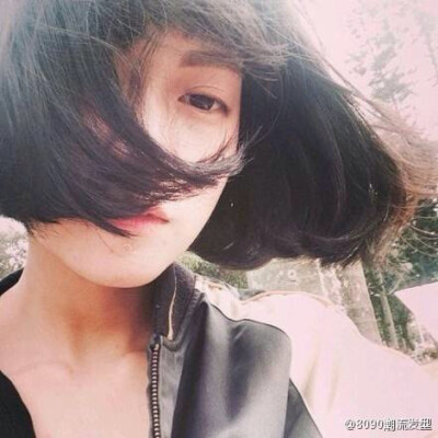 爱生活。爱短发。