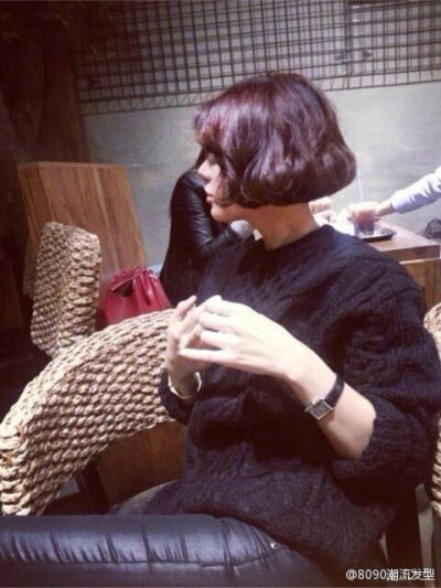 爱生活。爱短发。