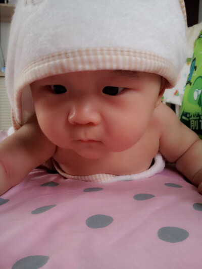 萌萌哒哒，我要流口岁