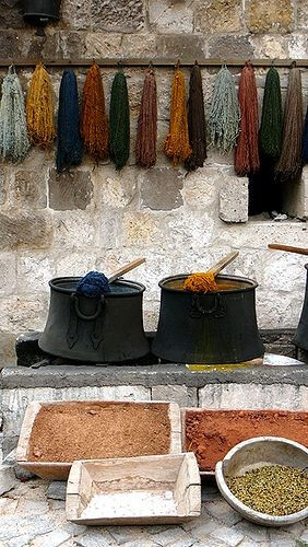 Berries, Natural Dyes by Philosopher Queen, via Flickr This looks so magical