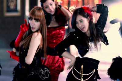 Tiffany Yuri yulti SNSD