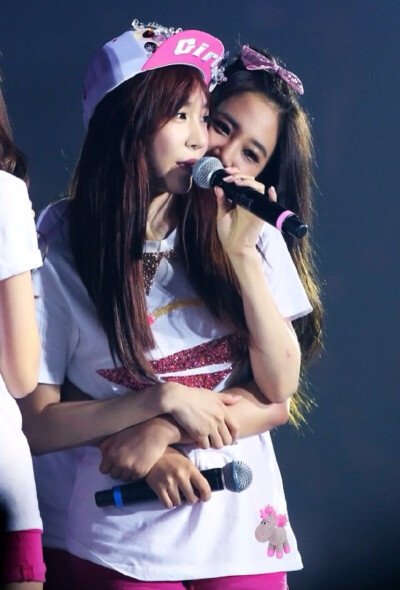 Tiffany Yuri yulti SNSD