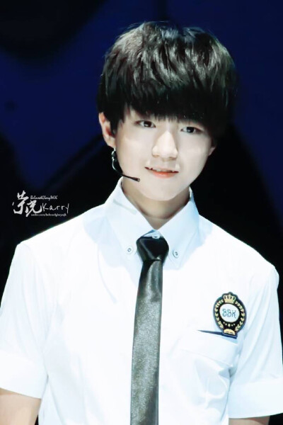 #王俊凯 #TFBOYS王俊凯 20140826 重庆步步高发布会 高清1p，持续更新