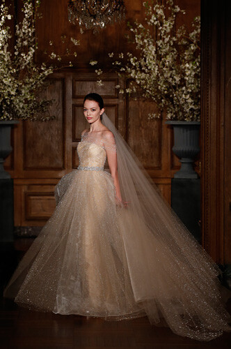 Romona Keveza Couture Spring 2014。2014春季婚纱高定。