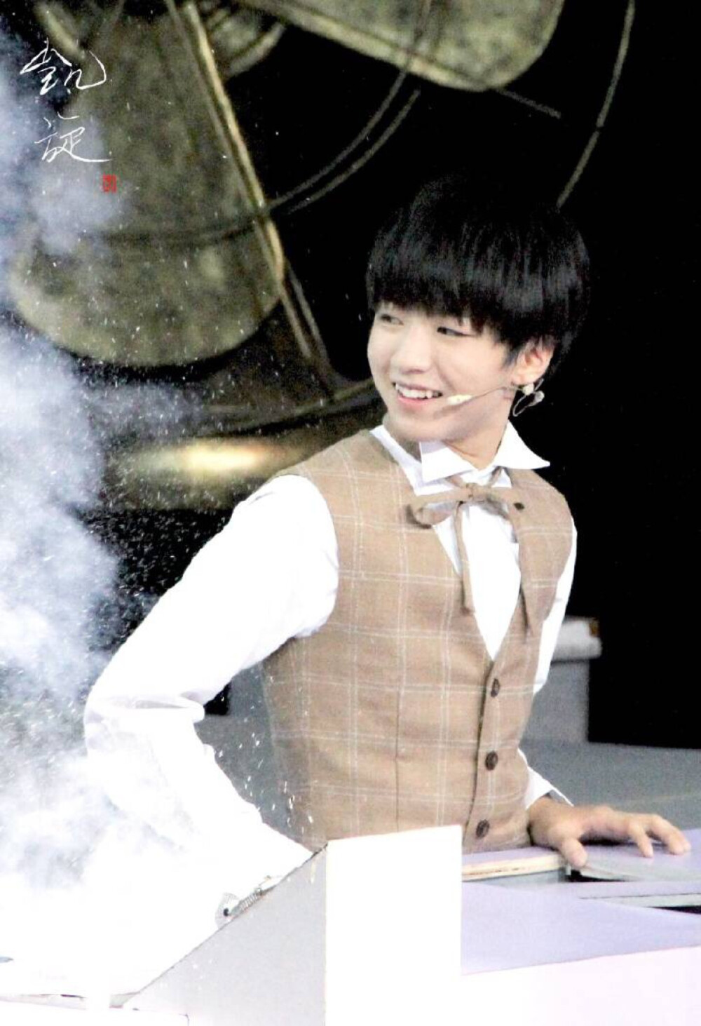 #王俊凯 #TFBOYS王俊凯 20140828 深圳卫视年代秀 高清1p，持续更新