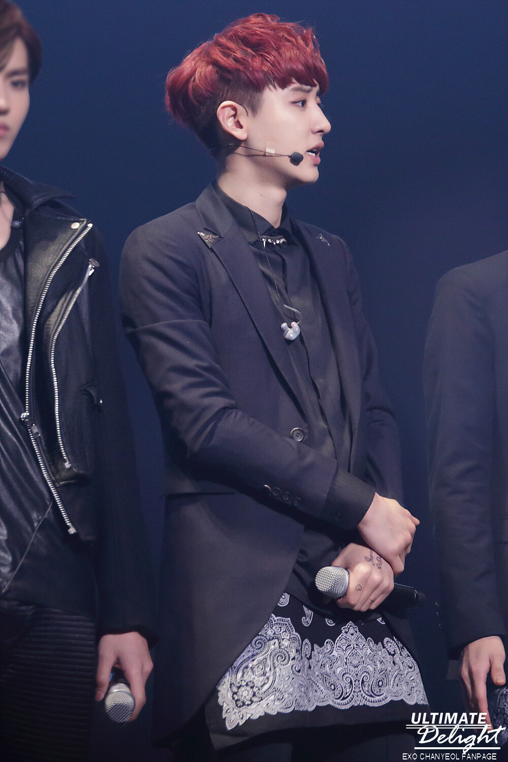 #灿烈#exo#壁纸#皮肤140415 EXO Comeback Showcase\ (ง •̀_•́)ง [高清图点击][出处见logo]