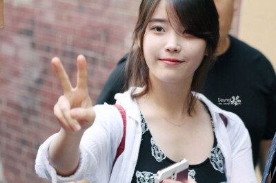 iu 上班