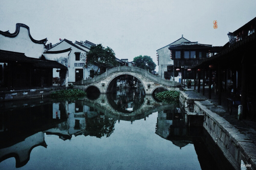 天晴在等烟雨，而我在等你。