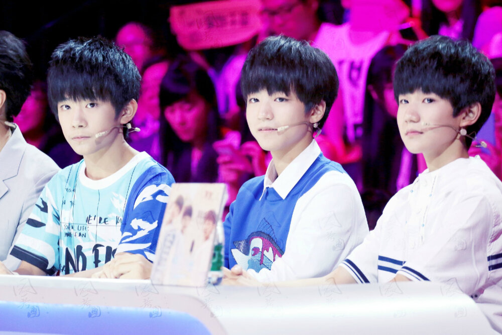 易烊千玺#易烊千玺# #tfboys易烊千玺# #舞蹈担当易烊千玺# TFboys易烊千玺 (´千ω千`) ✧