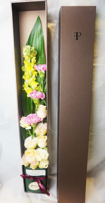 鲜花枪炮礼盒 —珠海花宫坊 http://shop108412070.taobao.com