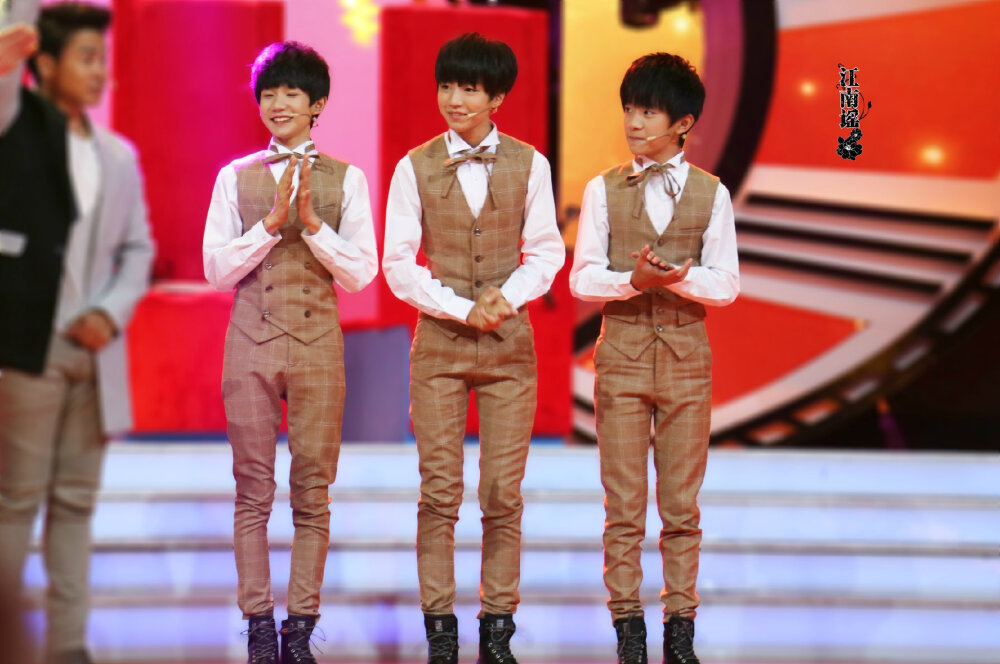 #TFBOYS# 0828 深圳年代秀录制 cr见logo