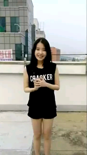 IU.李知恩.冰桶挑战.