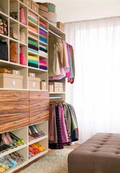 女生不可抗拒的衣帽间 永远有放不完的衣服