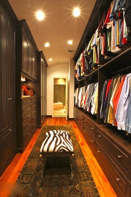 女生不可抗拒的衣帽间 永远有放不完的衣服