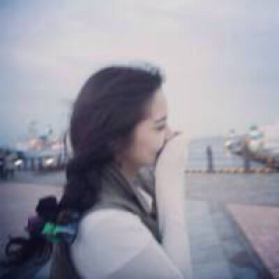 Y.女生头像 久而久之已忘了