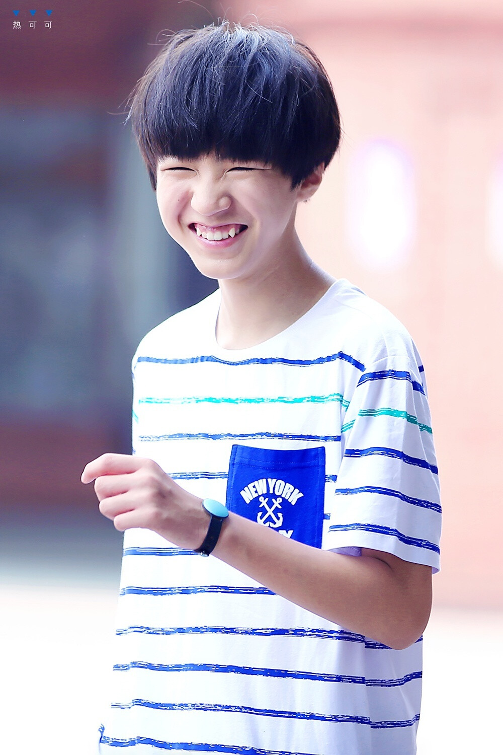 TFBOYS王俊凯 台湾拍摄不剧透高清。cr:LOGO