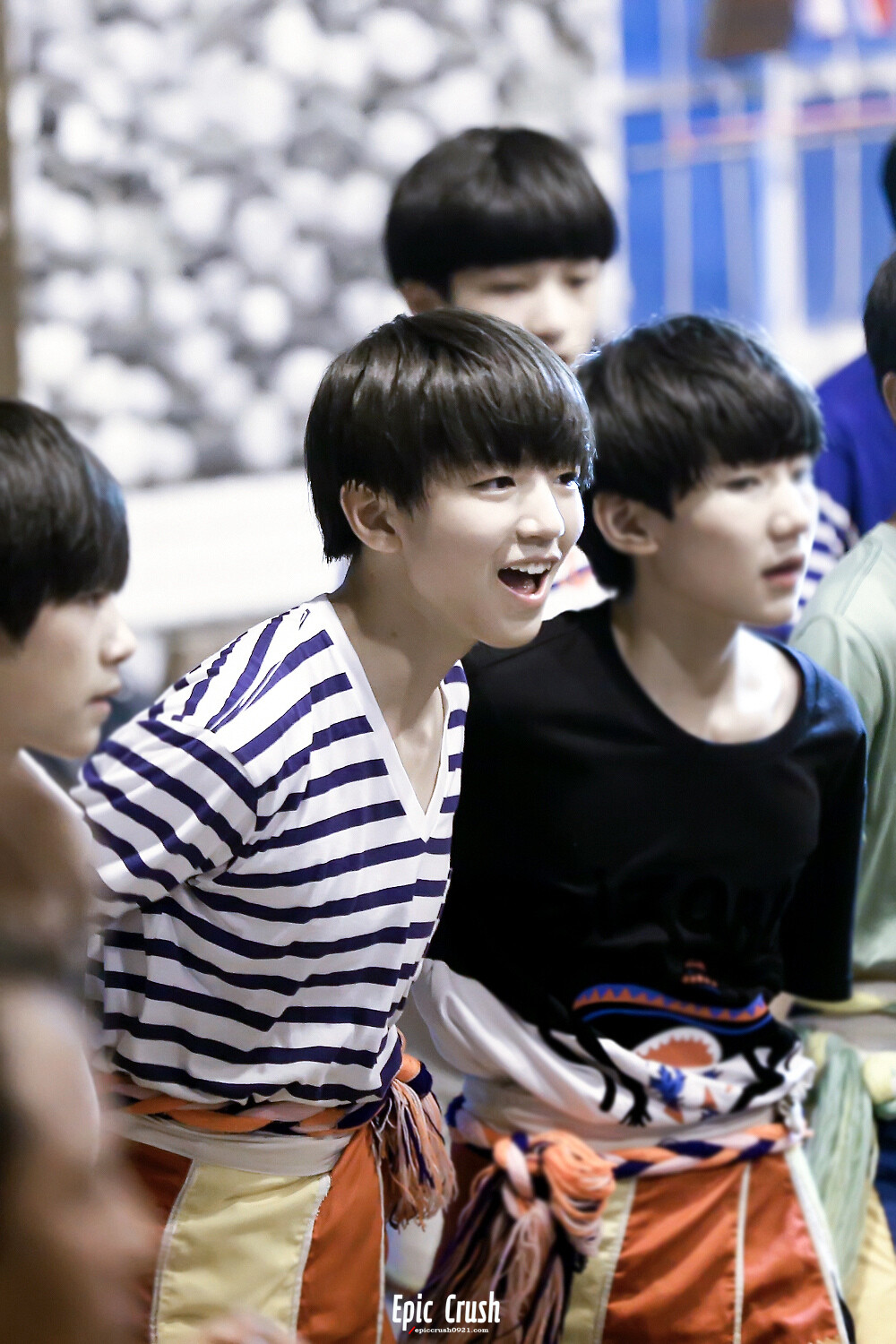 TFBOYS王俊凯 台湾拍摄不剧透高清。cr:LOGO