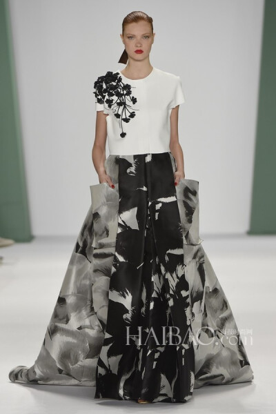 卡罗琳娜·海莱娜 (Carolina Herrera) 2015春夏女装秀