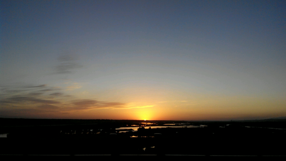 最爱我的家乡，伊犁河落日