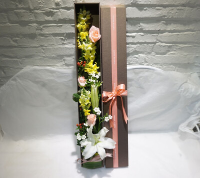 鲜花枪炮礼盒 —珠海花宫坊 http://shop108412070.taobao.com