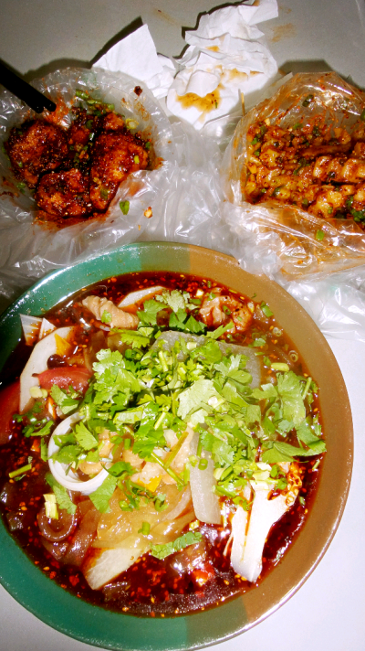 射洪小吃：正宗冒菜，天蚕土豆，臭豆腐