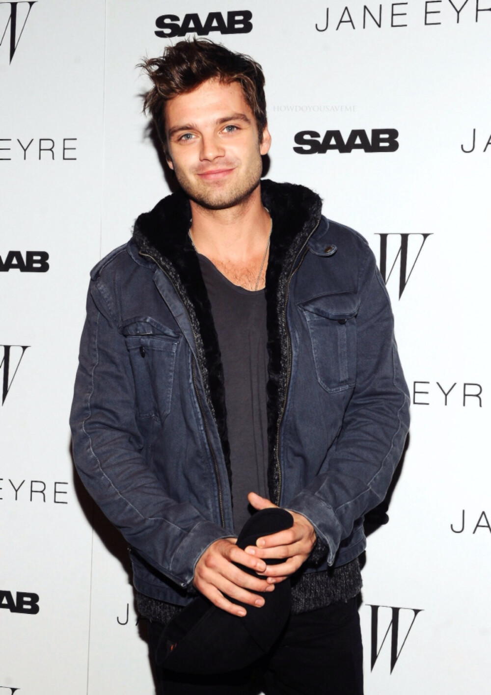 Sebastian Stan. 384 和之前一张是一起的~