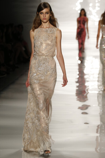 Reem Acra RTW Spring 2015。2015春夏纽约时装周高级成衣发布。