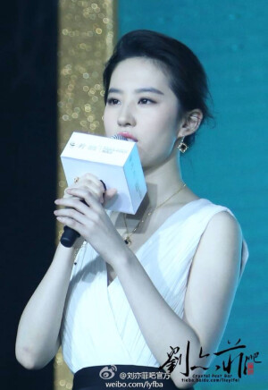 刘亦菲