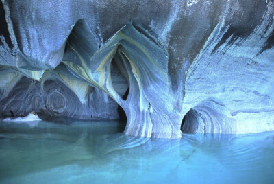 Marble Caves（米罗顿洞穴）智利