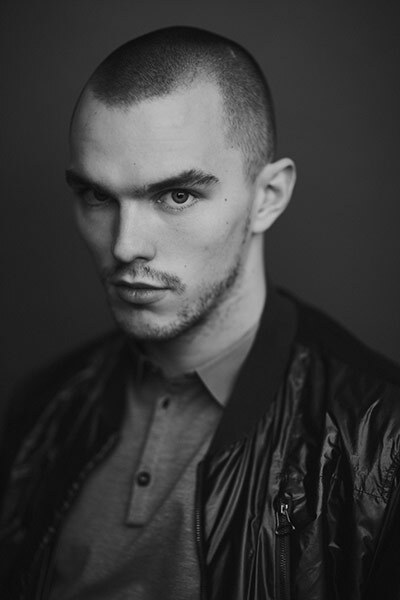 尼古拉斯·霍尔特 Nicholas Hoult