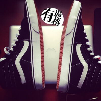 VANS*