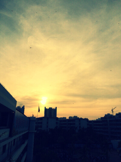 星期六的早晨。