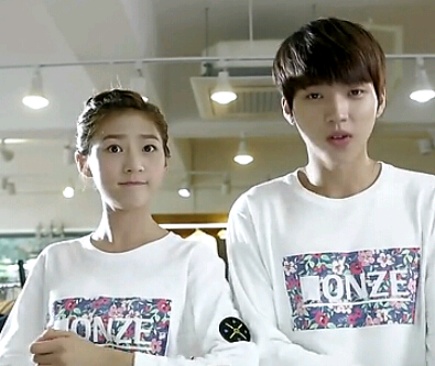 high school love on今天停播发几张图片抚慰心灵