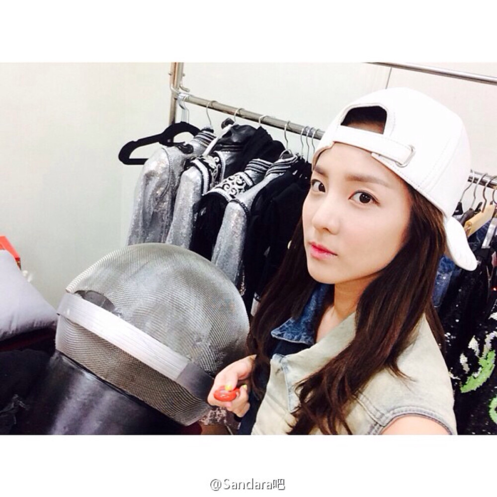 2ne1Sandara 朴山达拉 Dara