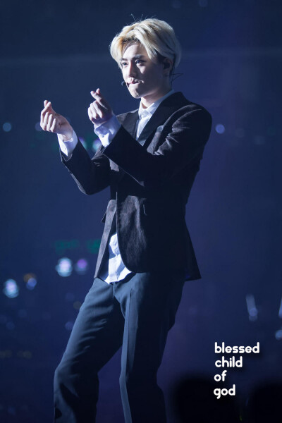 EXO SuperLeader SUHO 金俊勉/김준면 CR:Blessedchild0522