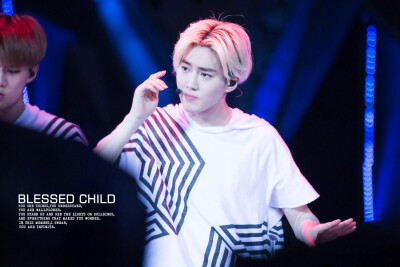 EXO SuperLeader SUHO 金俊勉/김준면 CR:Blessedchild0522