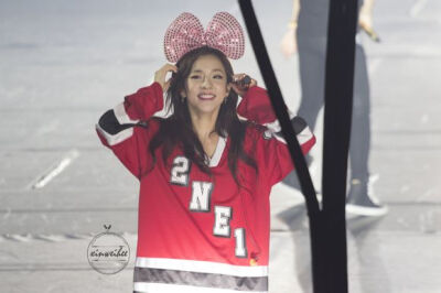 2NE1 sandara