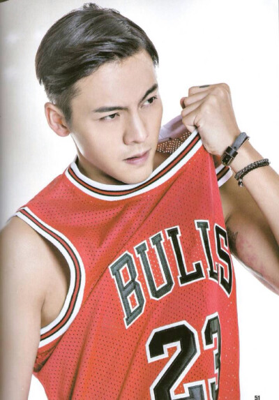 陈伟霆杂志照片