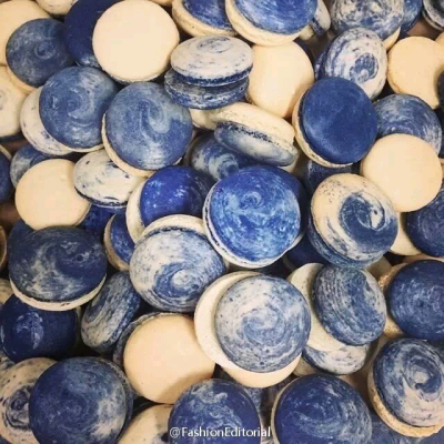 Color Mixing Macaron