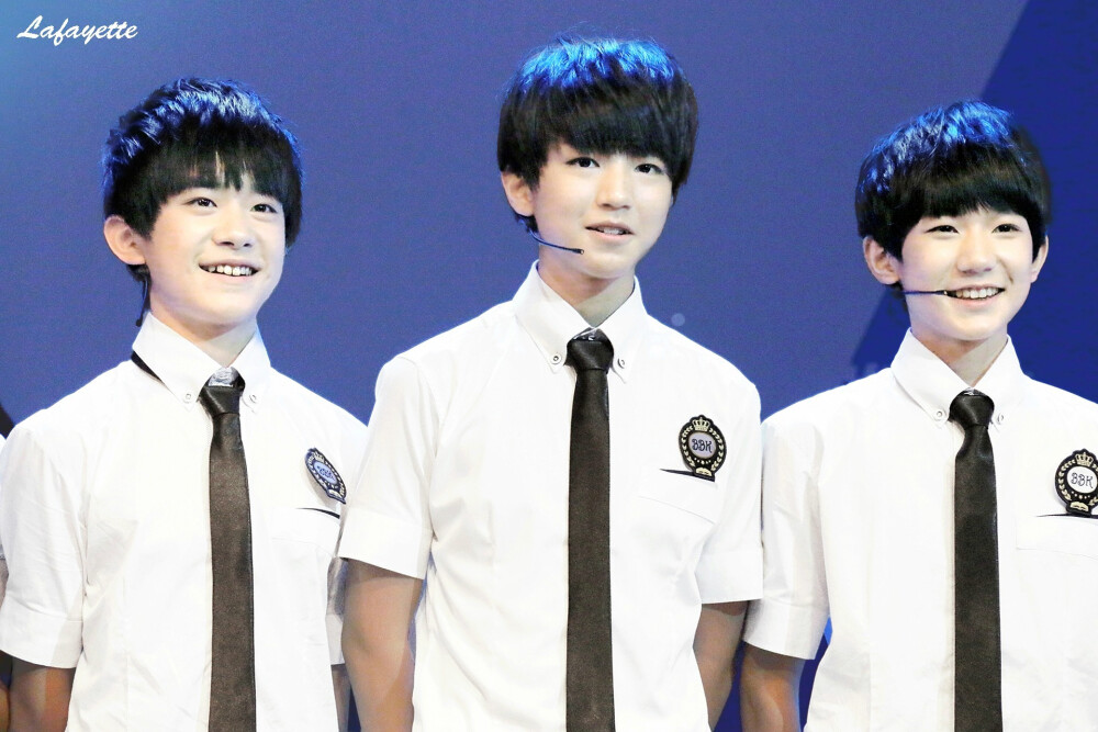 TFBOYS 0826重庆步步高见面会 cr：logo