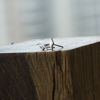 漠源纯银S小闪电耳钉防过敏耳饰银饰韩版饰品送女友礼物