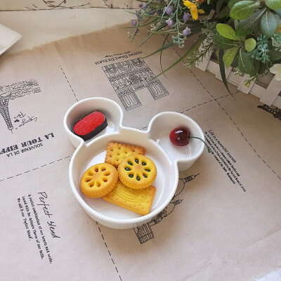 日式陶瓷餐具米奇造型分格沙拉碗三格点心坚果水果盘凉皮调料碟子