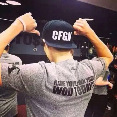 纵然万劫不复，纵然相思入骨，我也待你眉眼如初，岁月如故