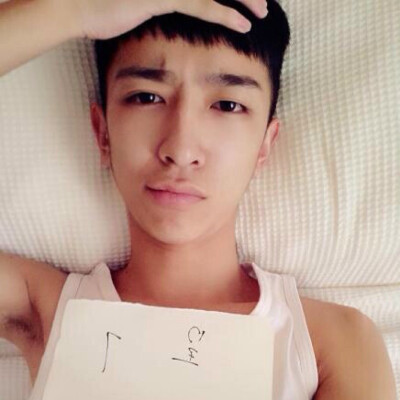 纵然万劫不复，纵然相思入骨，我也待你眉眼如初，岁月如故