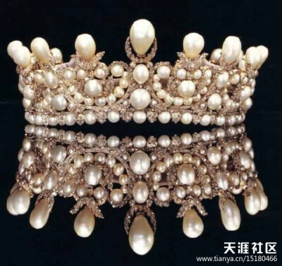 法国欧仁妮皇后的珍珠皇冠