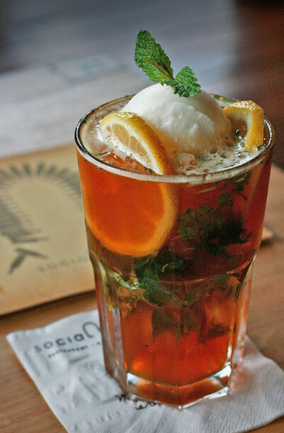 Ice lemon tea