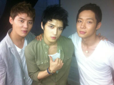 JYJ