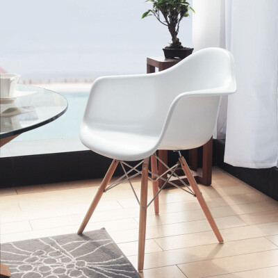及木家具 创意现代简约玻璃钢eames伊姆斯椅子 时尚实木餐椅YZ027